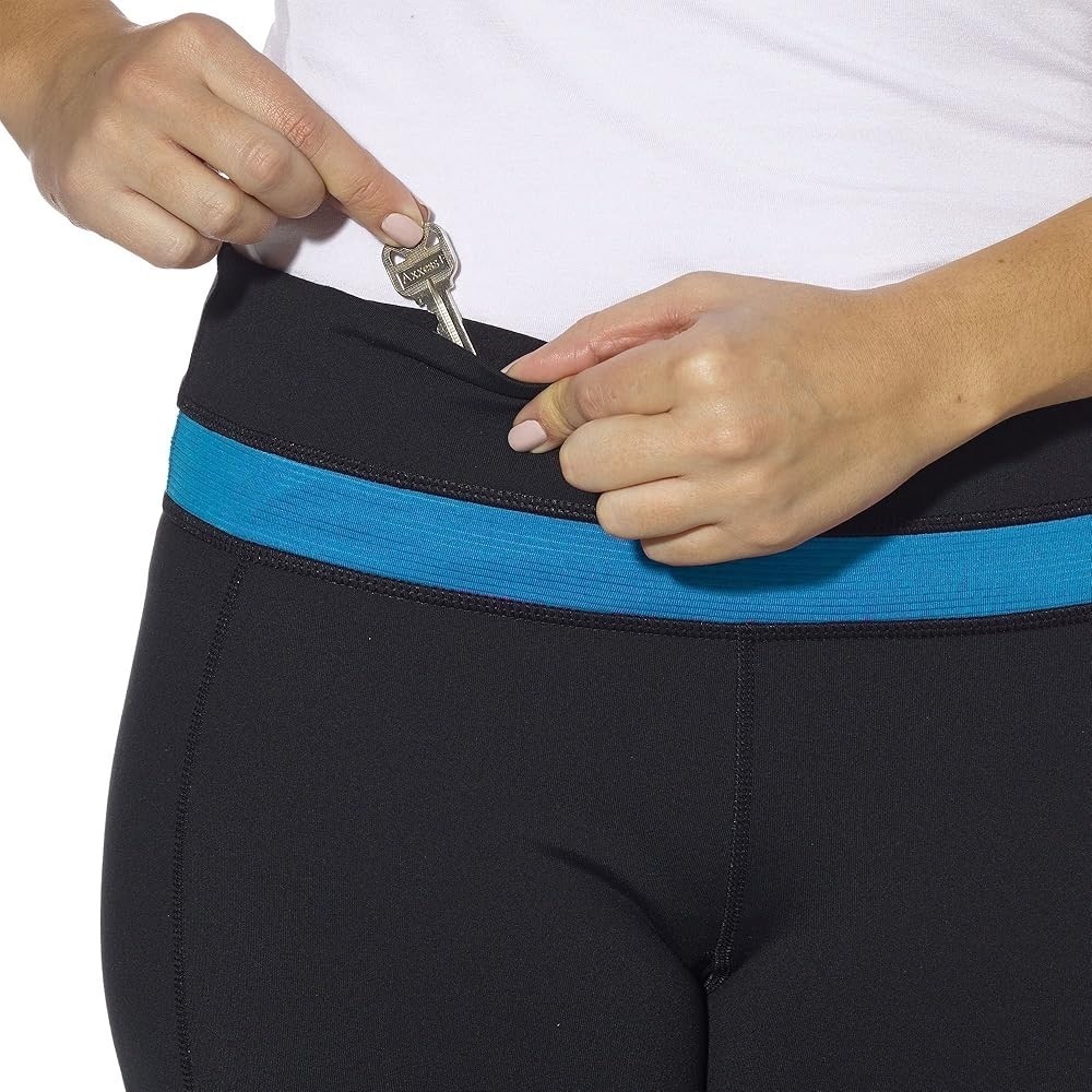 Kirkland Signature Black and Blue Sport Athletic 7/8 Leggings Size XL - Picture 6 of 9
